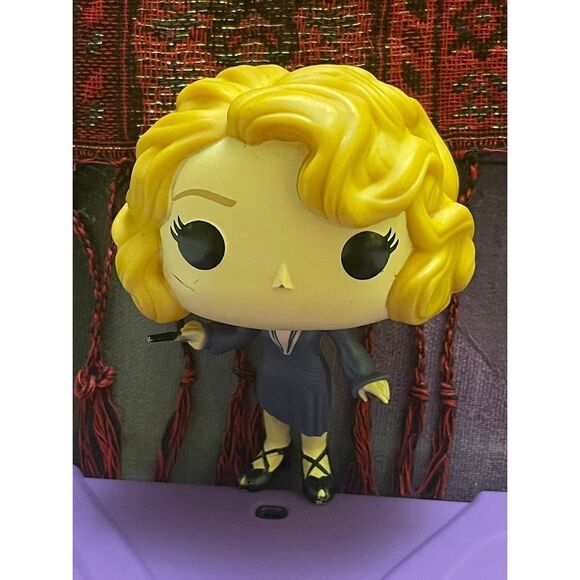 Funko Other - Funko Pop Queenie Goldstein 